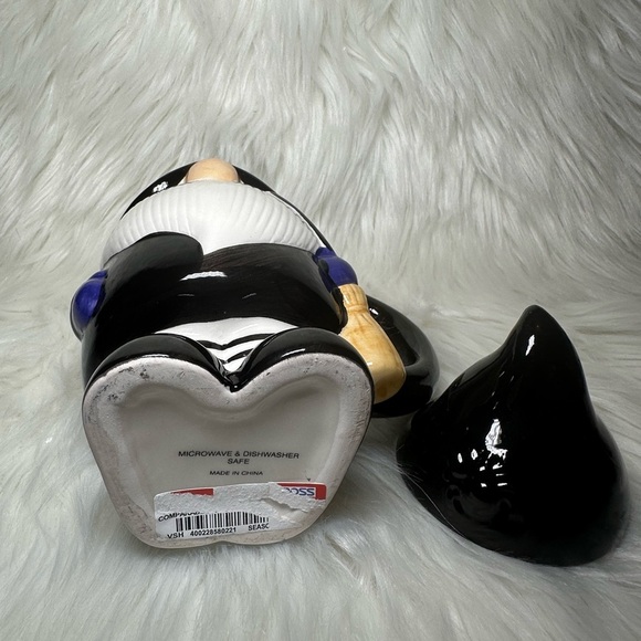 Black and White Gnome Mug - Picture 4 of 4